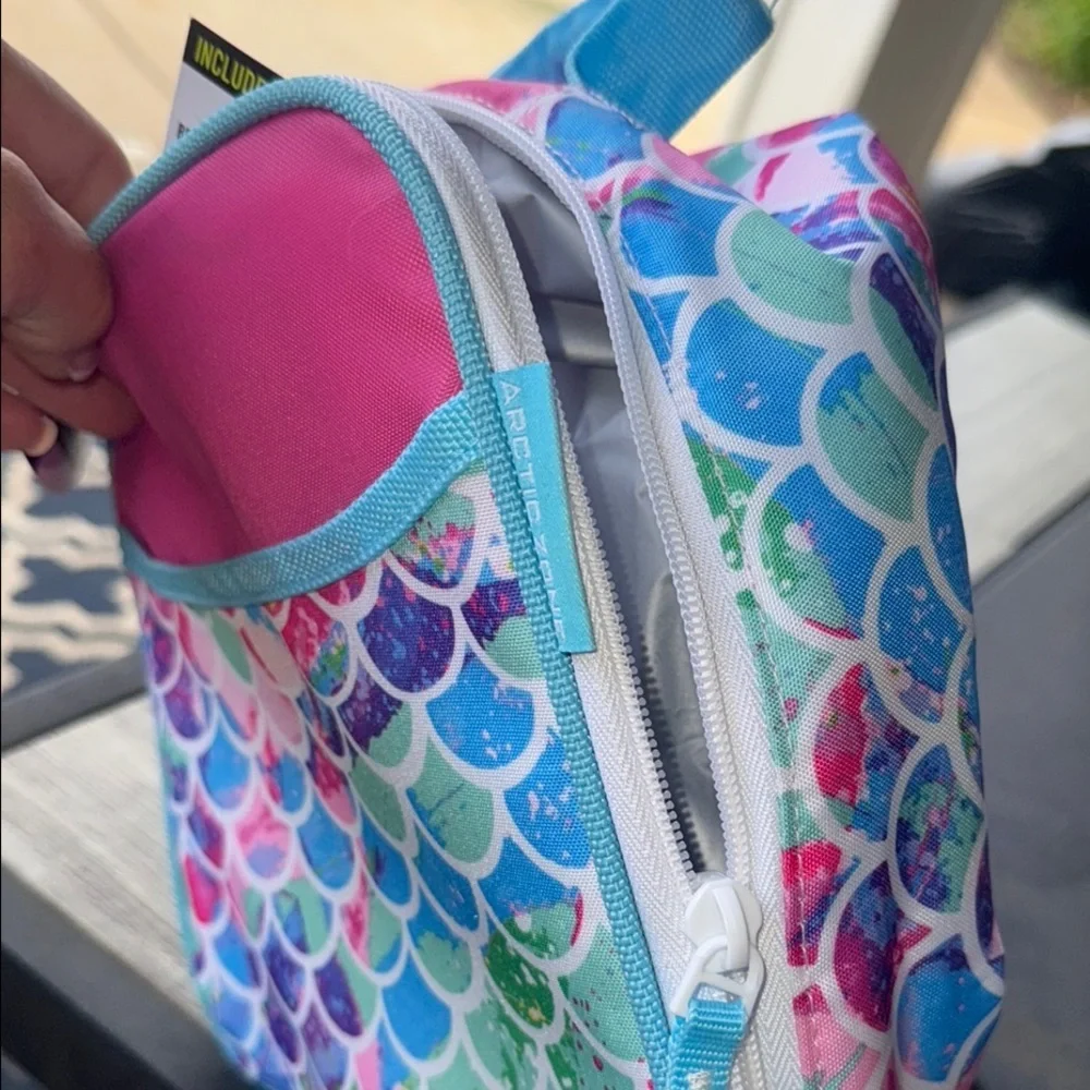 Arctic Zone Insulated Lunch Bag with Colorful Mermaid Scales Design, NWT **READ*